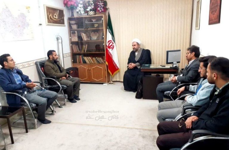 ضرورت احداث سالن مطالعه مجزا در کتابخانه مرکزی شهر سنقر