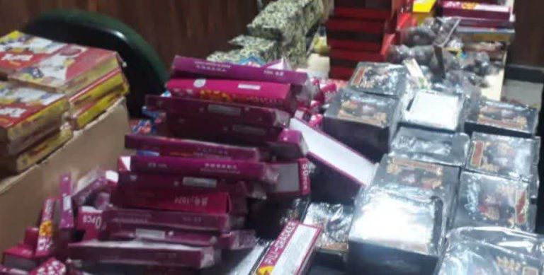 کشف ۲۸ هزار عدد مواد محترقه در سنقروکلیایی