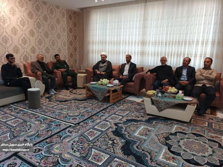 دیدار و تجلیل از خانوادههای معظم شهداء سنقروکلیایی