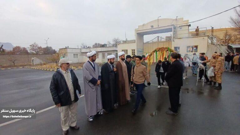 اعزام راهیان نور دانشآموزان پسر سنقروکلیایی به مناطق عملیاتی غرب کشور