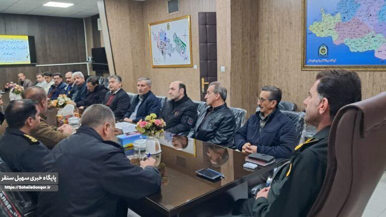 برگزاری جلسه آموزشی پلیس با صنف طلافروشان در سنقروکلیایی