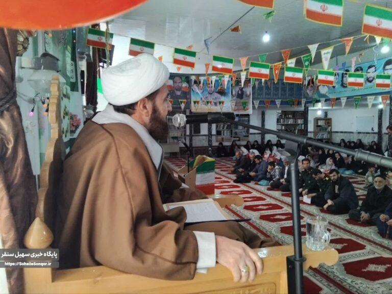 جشن انقلاب در روستای سهنله شهرستان سنقروکلیایی