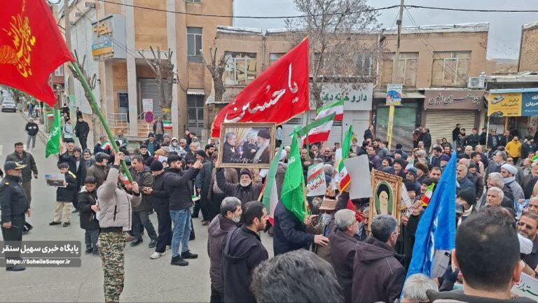 تصاویری از تلاقی نسلها و تجدید بیعت با آرمانهای انقلاب