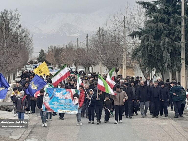 تجلی حماسه حضور مردم بخش کلیایی سطر در راهپیمایی یومالله ۲۲ بهمن