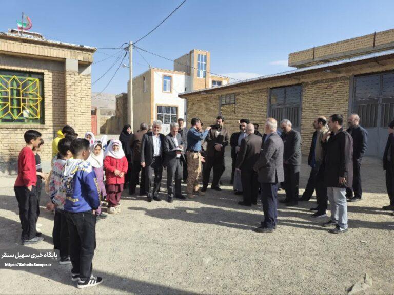 بازدید میدانی از روستاهای سهنله و قلعه فرهادخان شهرستان سنقروکلیایی برای بررسی مسائل عمرانی